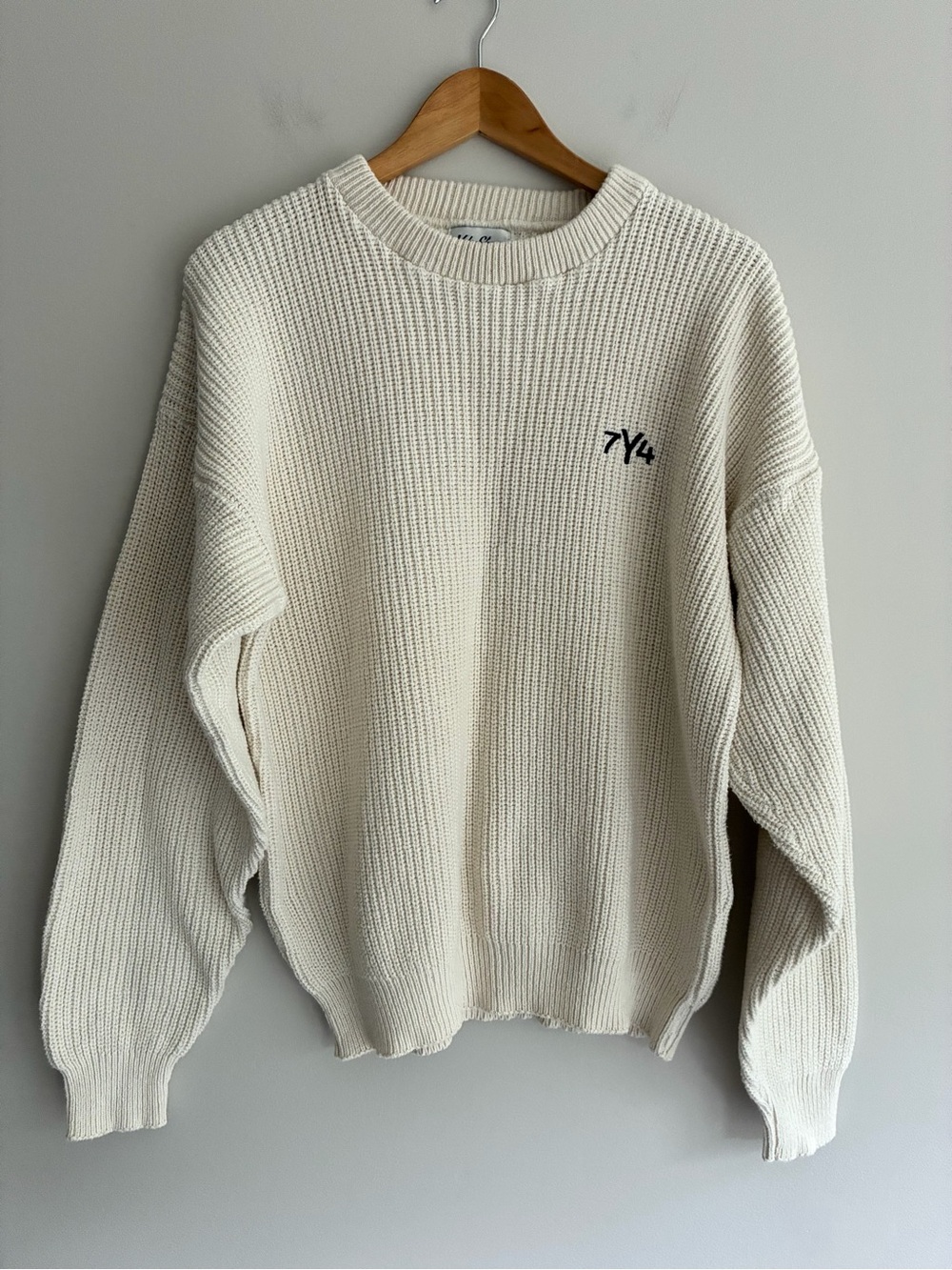 Velva Sheen Vintage Cream Crewneck Sweater with 7Y4 Logo Large